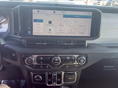 2025 Jeep Wrangler 4-Door Summit 4x4