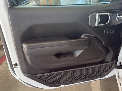 2025 Jeep Wrangler 4-Door Summit 4x4