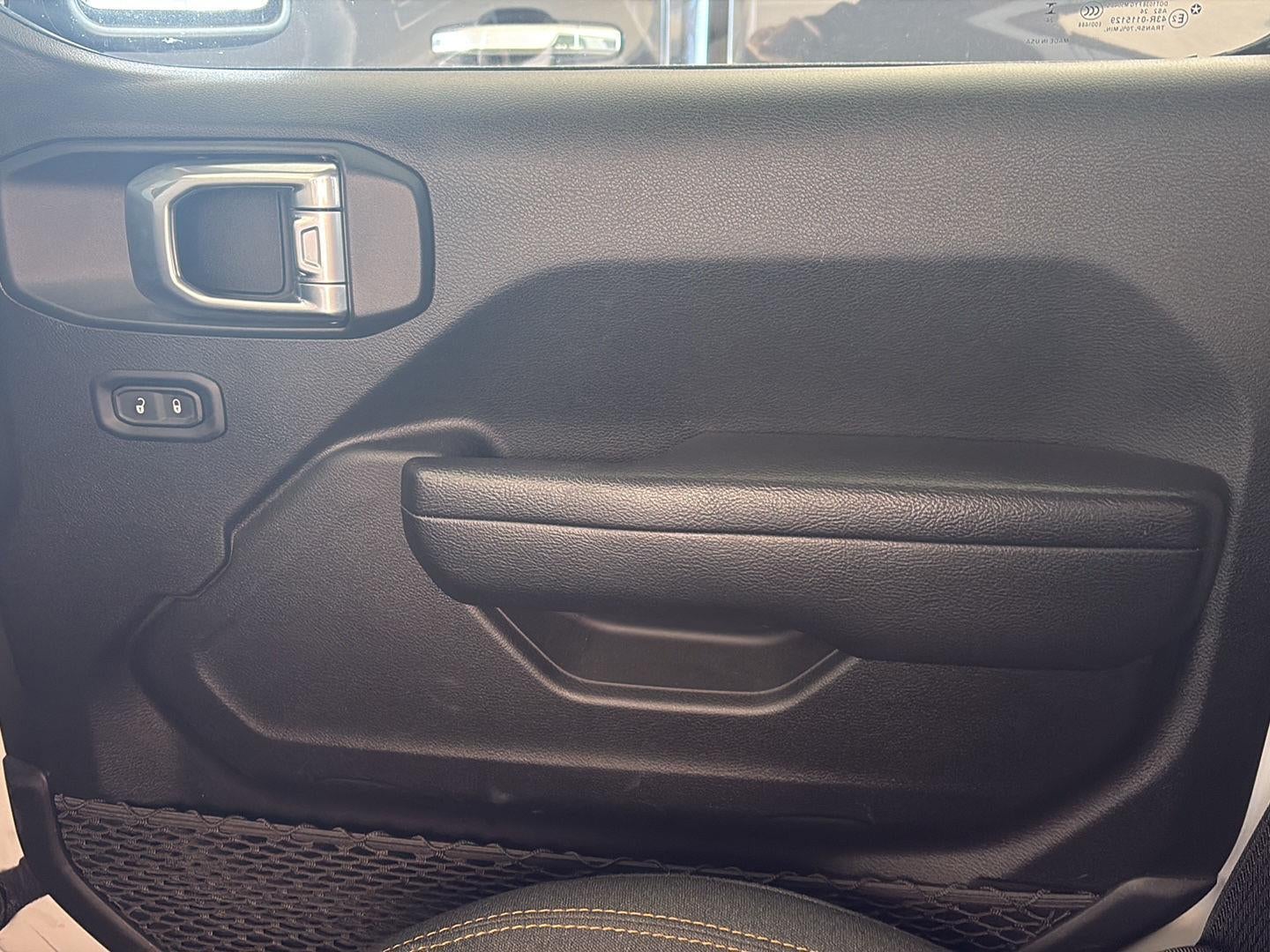 2025 Jeep Wrangler 4-Door Summit 4x4