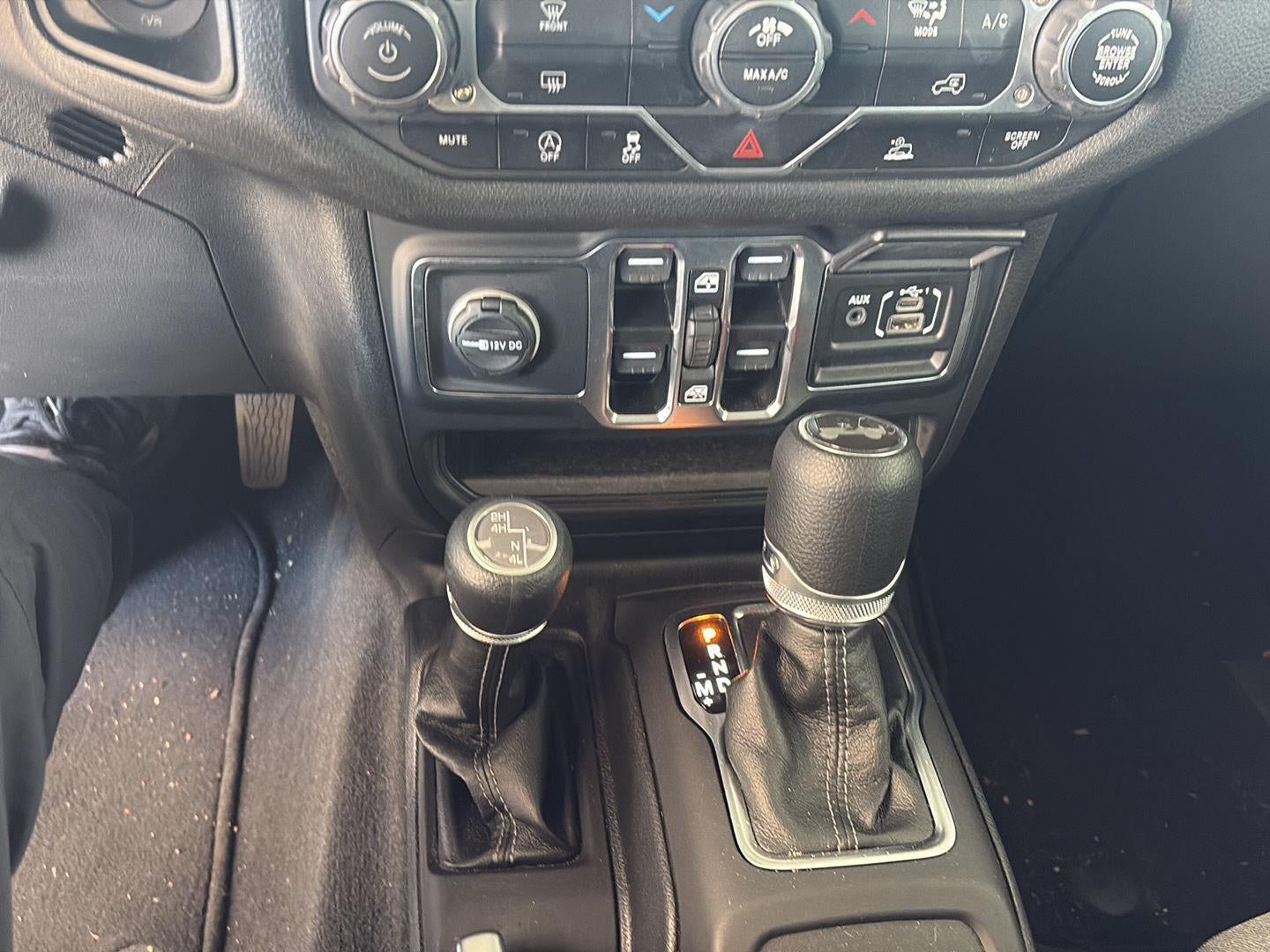 2025 Jeep Wrangler 4-Door Summit 4x4