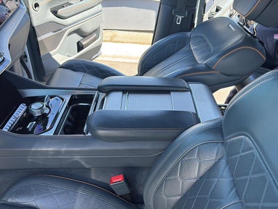 2022 Jeep Grand Wagoneer Series III