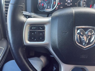 2018 RAM 1500 Laramie Crew Cab 4x4 5'7" Box