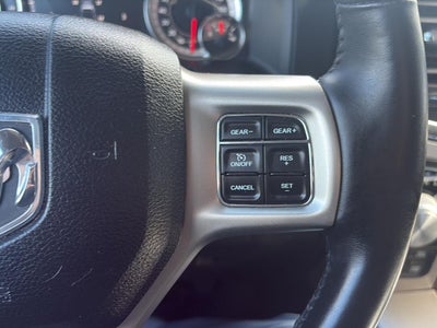 2018 RAM 1500 Laramie Crew Cab 4x4 5'7" Box