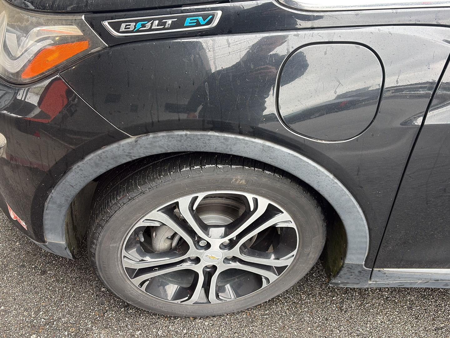 Used 2018 Chevrolet Bolt EV Premier with VIN 1G1FX6S0XJ4111518 for sale in Watsonville, CA