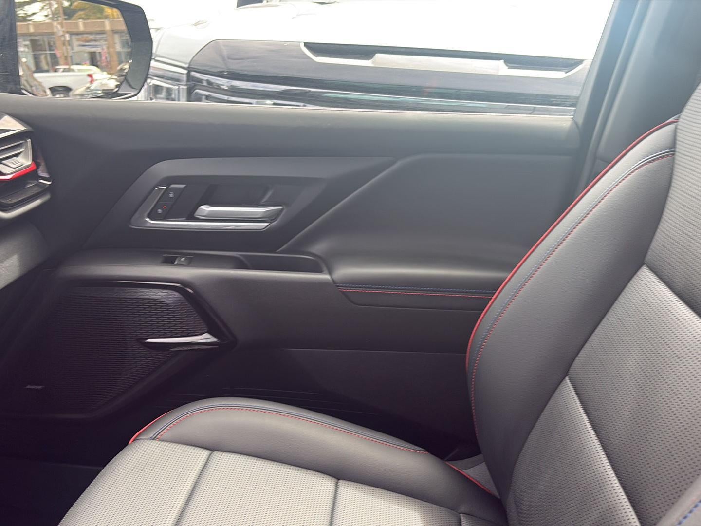 2025 Chevrolet Silverado EV RST - Max Range