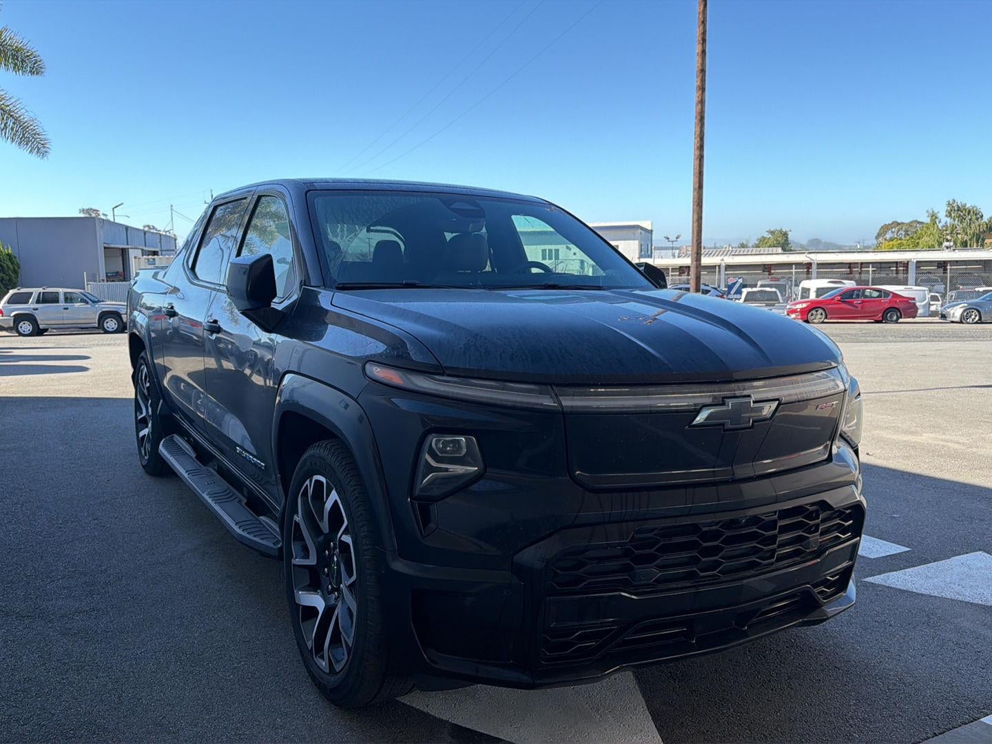 2025 Chevrolet Silverado EV RST - Max Range