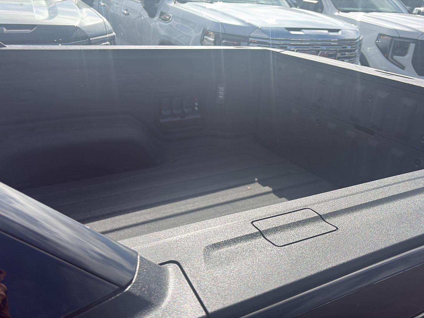 2025 Chevrolet Silverado EV RST - Max Range