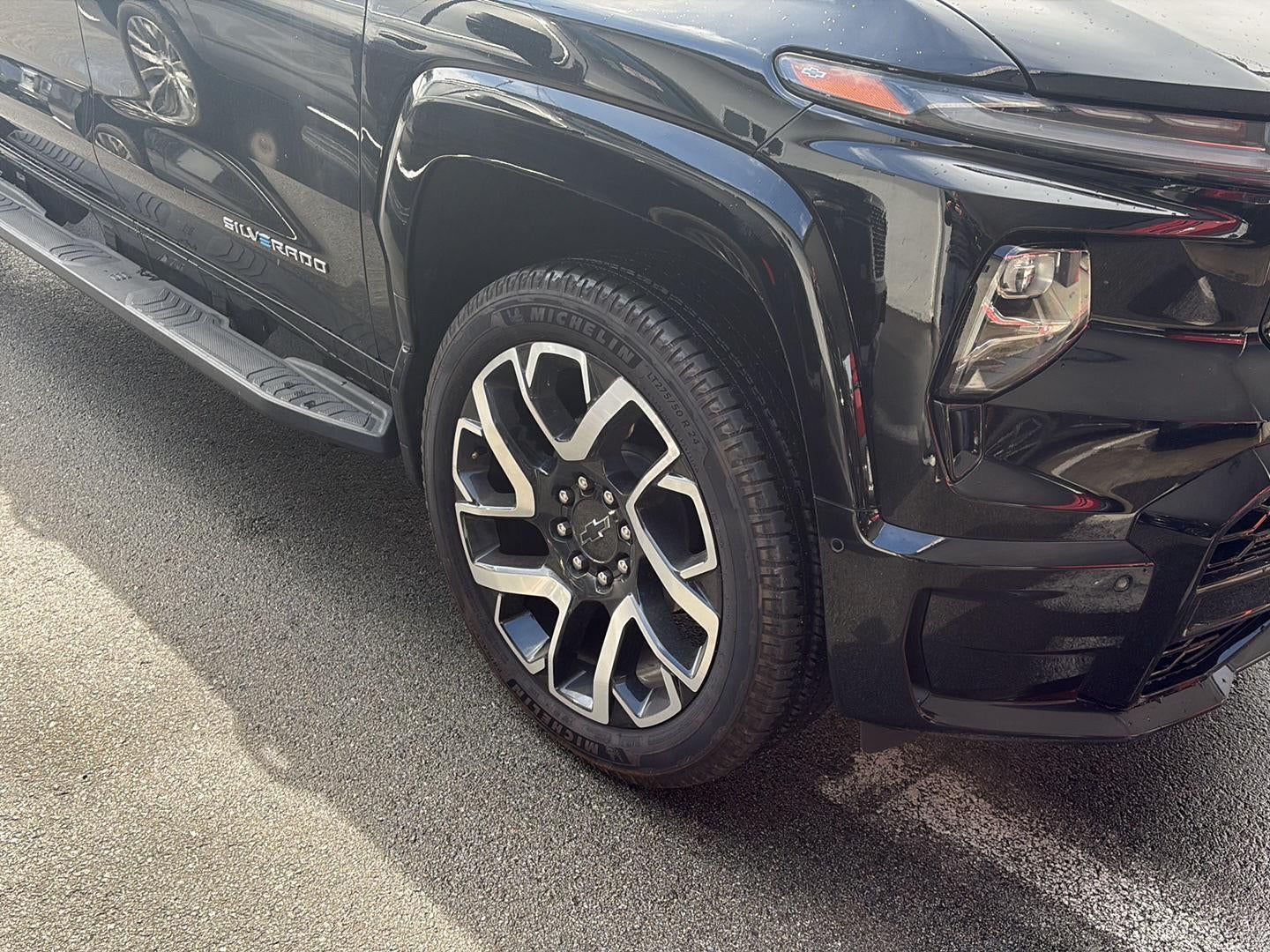 2024 Chevrolet Silverado EV RST