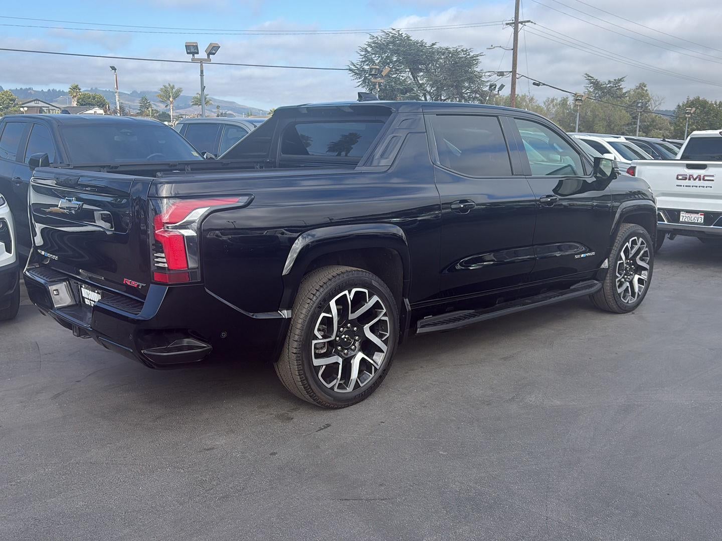2024 Chevrolet Silverado EV RST