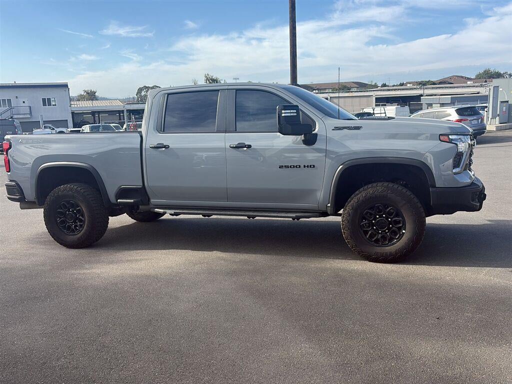 2025 Chevrolet Silverado 2500 HD ZR2
