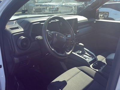 2024 Chevrolet Colorado WT