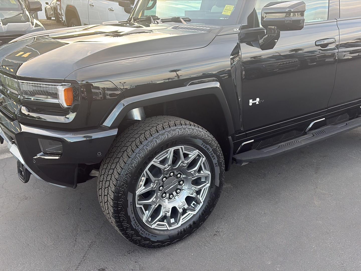 2024 GMC HUMMER EV SUV 3X