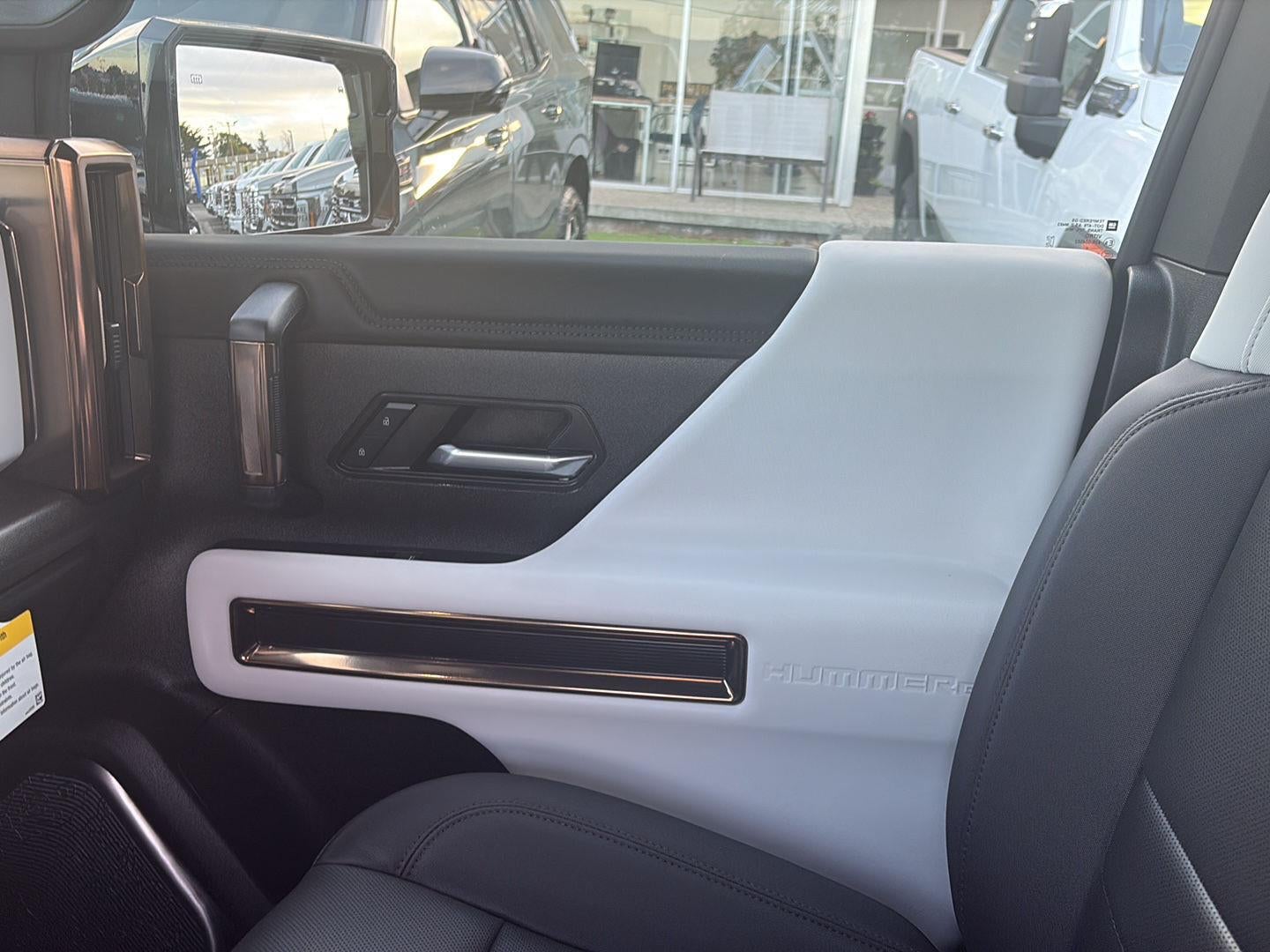 2024 GMC HUMMER EV SUV 3X