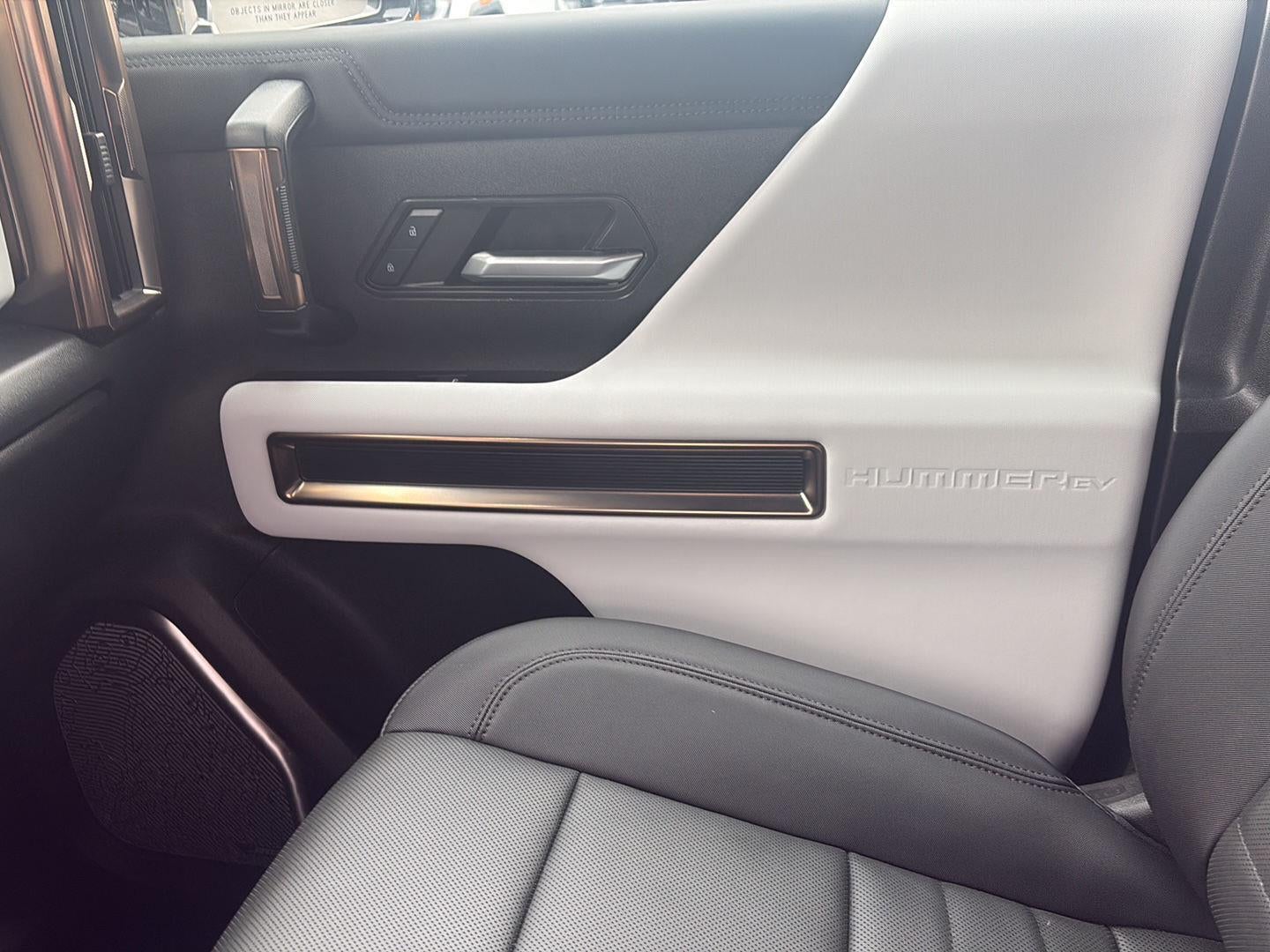2025 GMC HUMMER EV SUV 3X