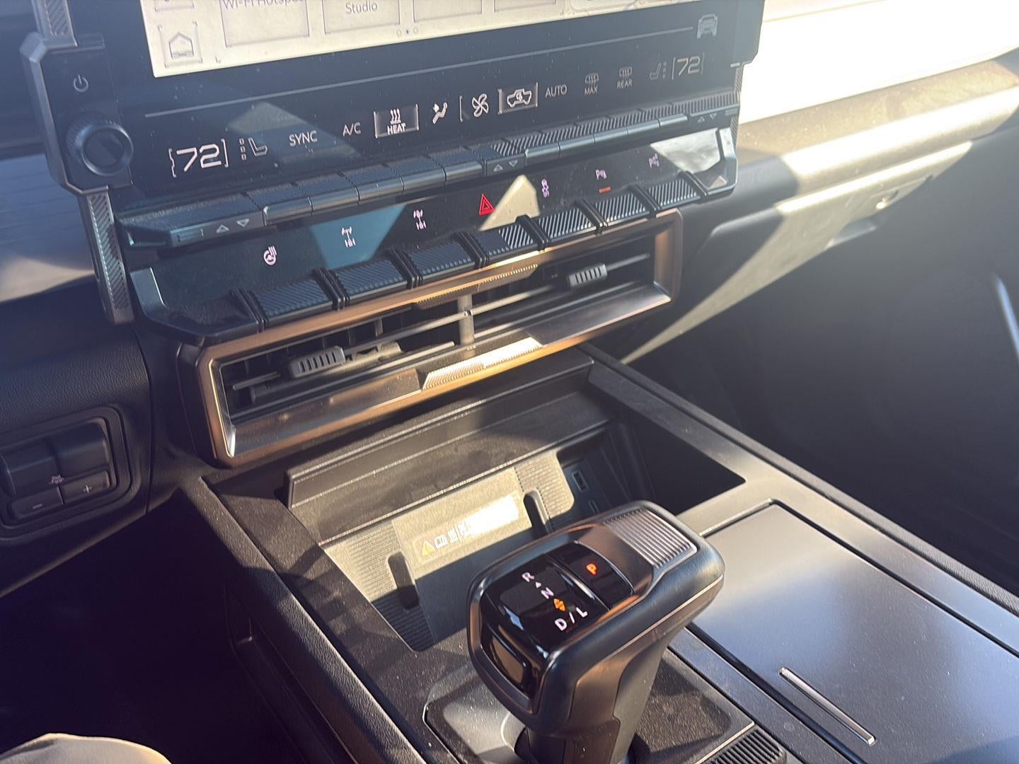 2024 GMC HUMMER EV SUV 3X OMEGA LIMITED EDITION