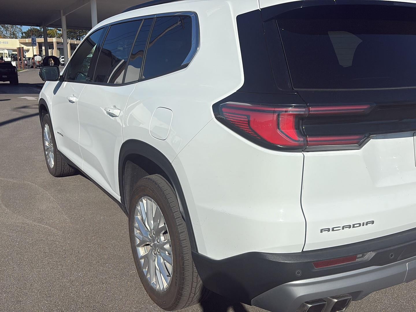 2024 GMC Acadia Elevation