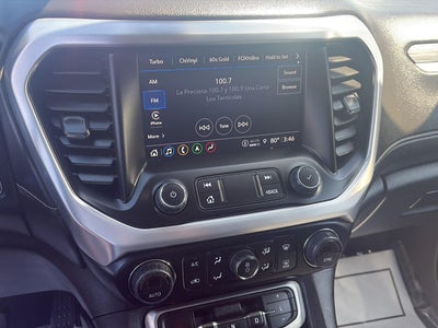 2023 GMC Acadia SLT
