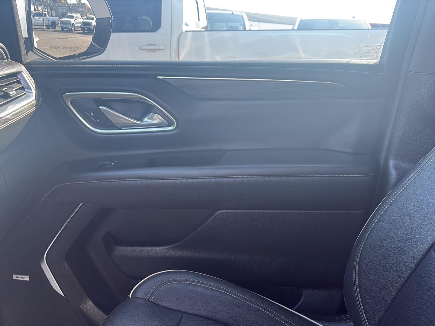 2023 GMC Yukon XL SLT