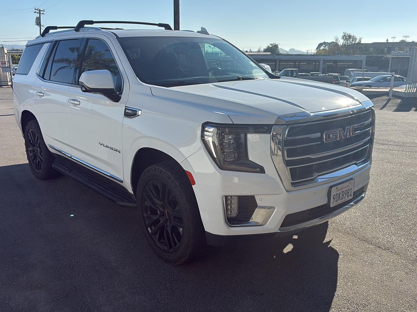2023 GMC Yukon SLT