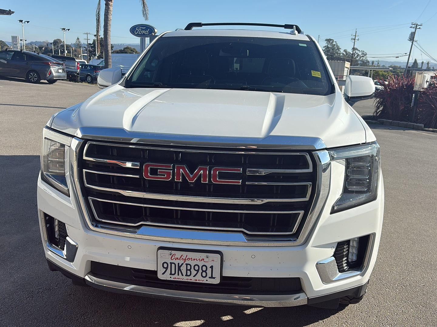 2023 GMC Yukon SLT