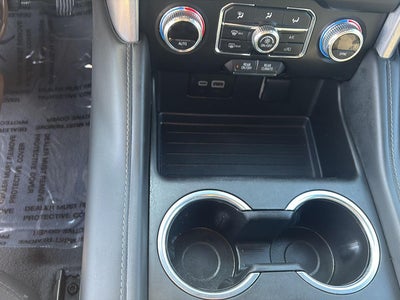 2023 GMC Yukon XL SLE