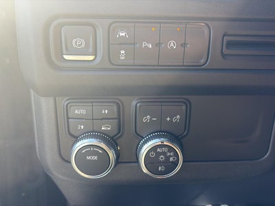 2023 GMC Yukon XL SLE