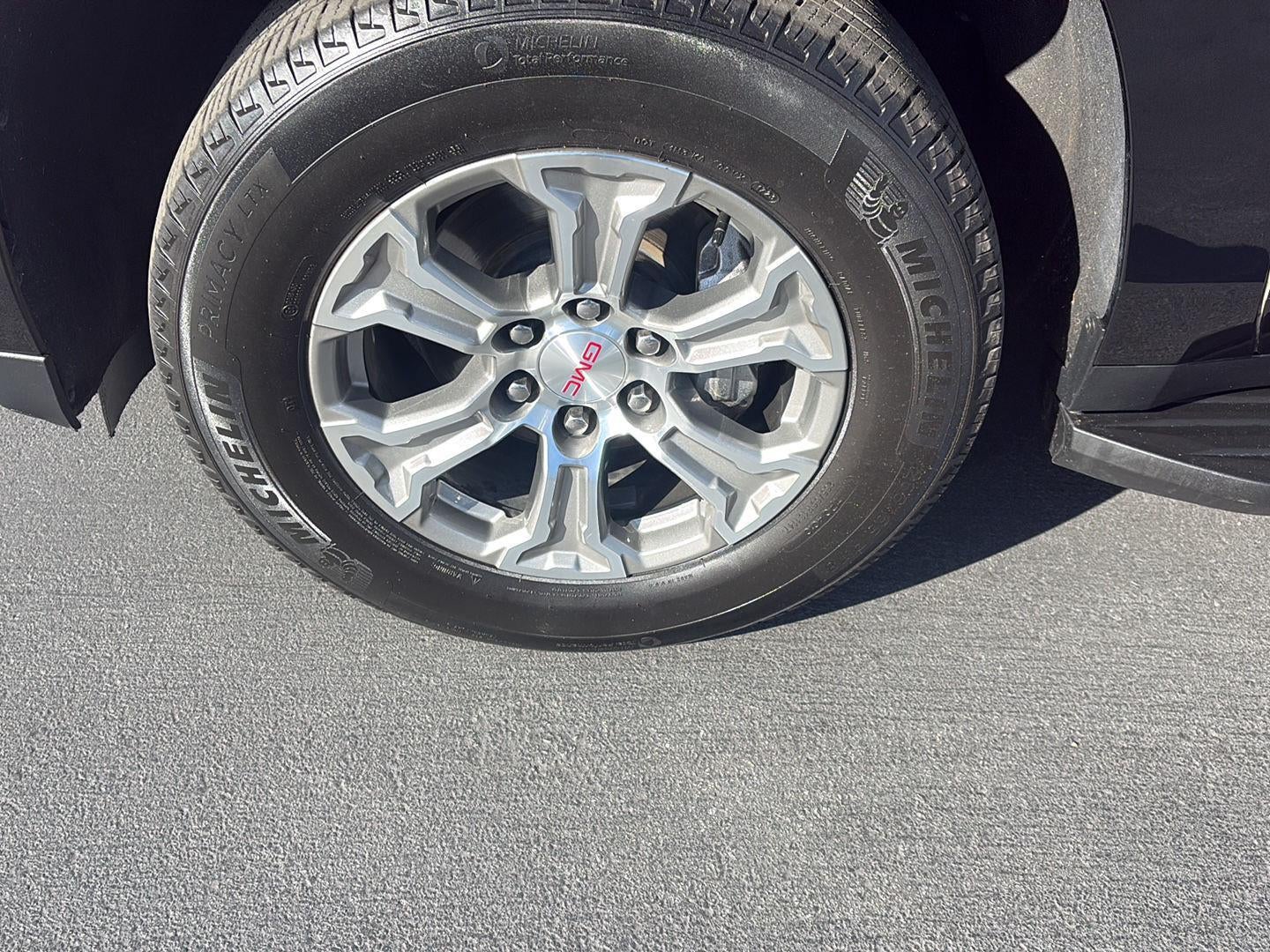 2023 GMC Yukon XL SLE