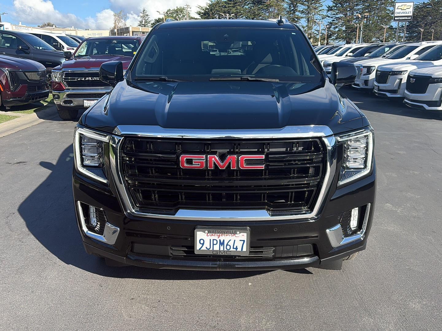 2023 GMC Yukon XL SLE