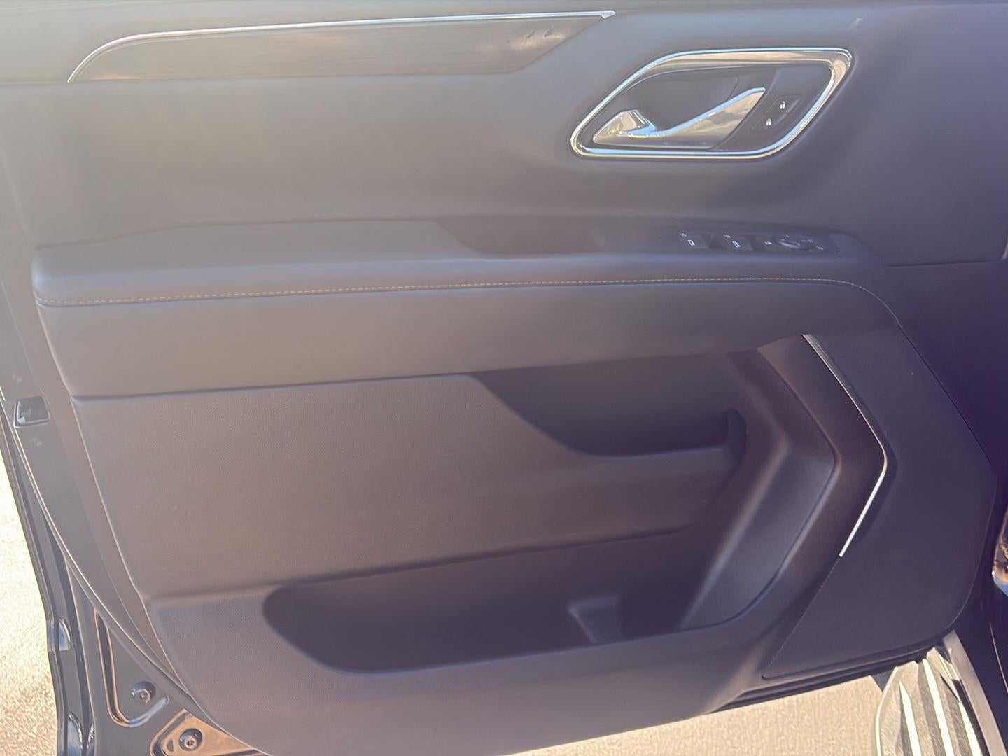 2023 GMC Yukon XL SLE