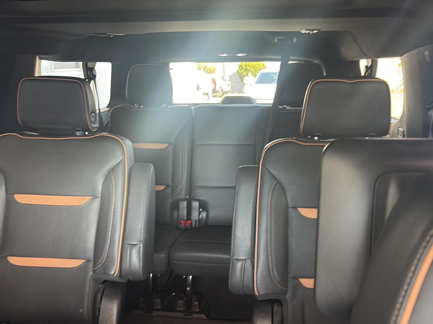 2023 GMC Yukon XL AT4