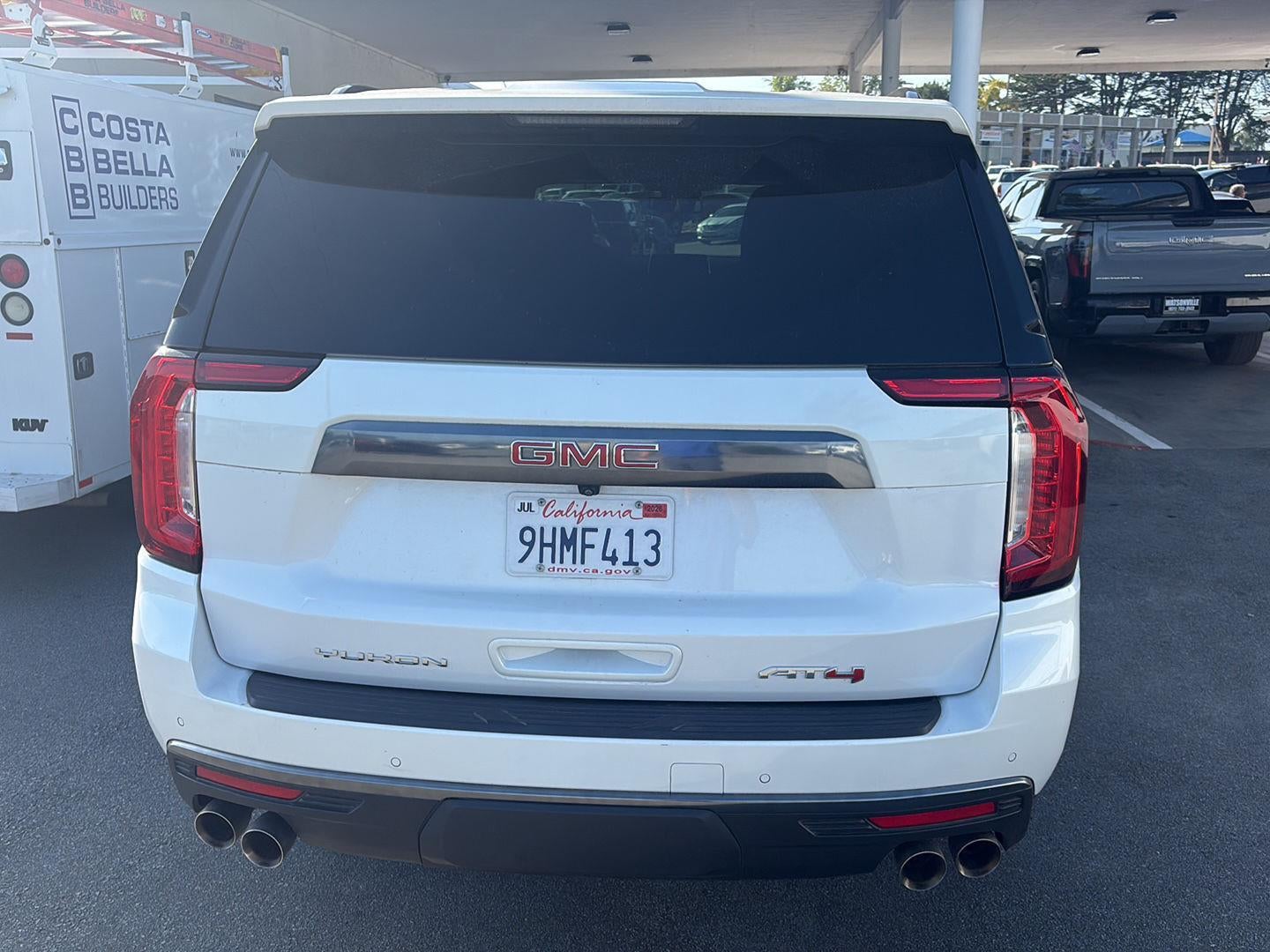 2023 GMC Yukon XL AT4