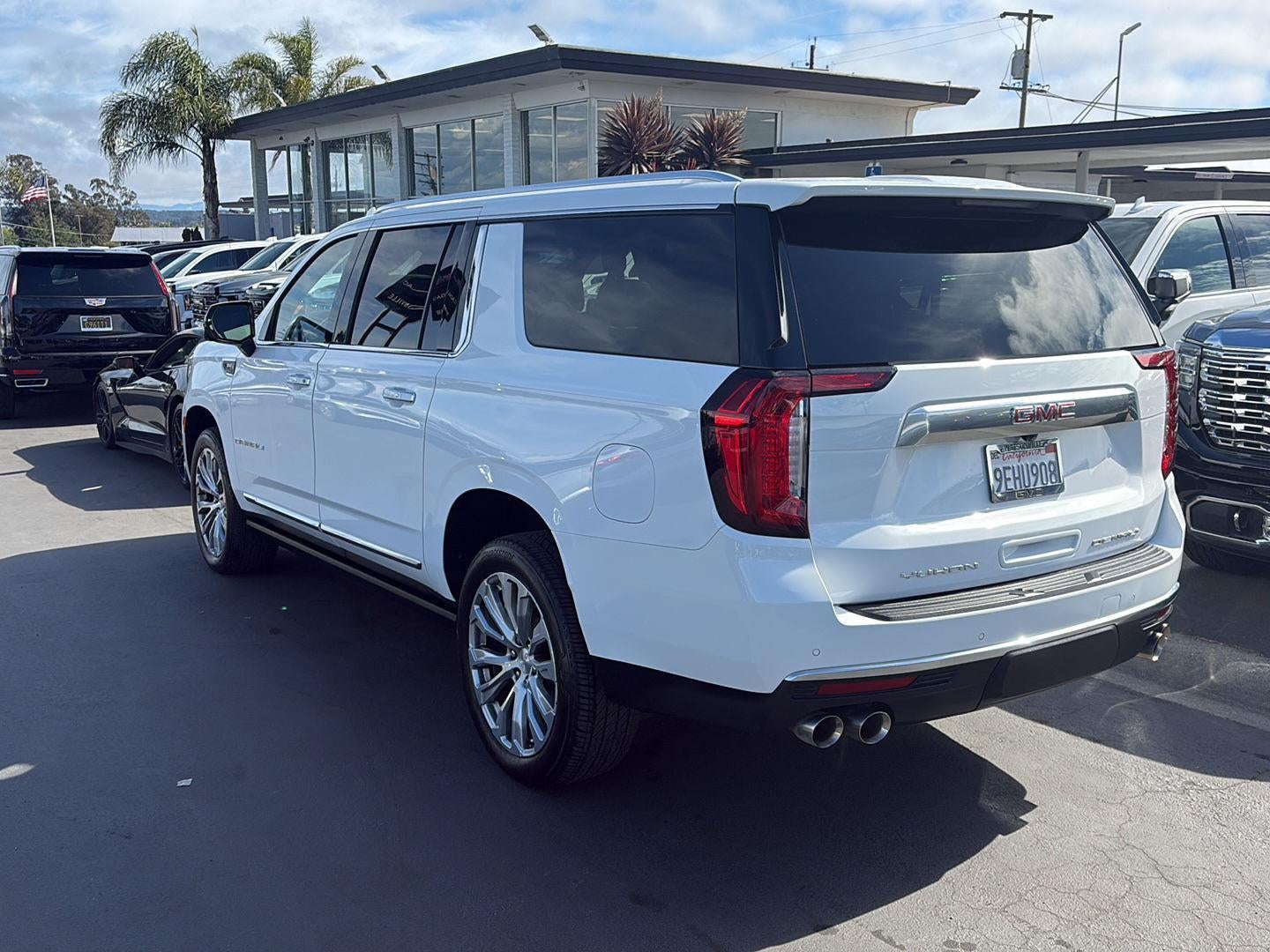2023 GMC Yukon XL Denali