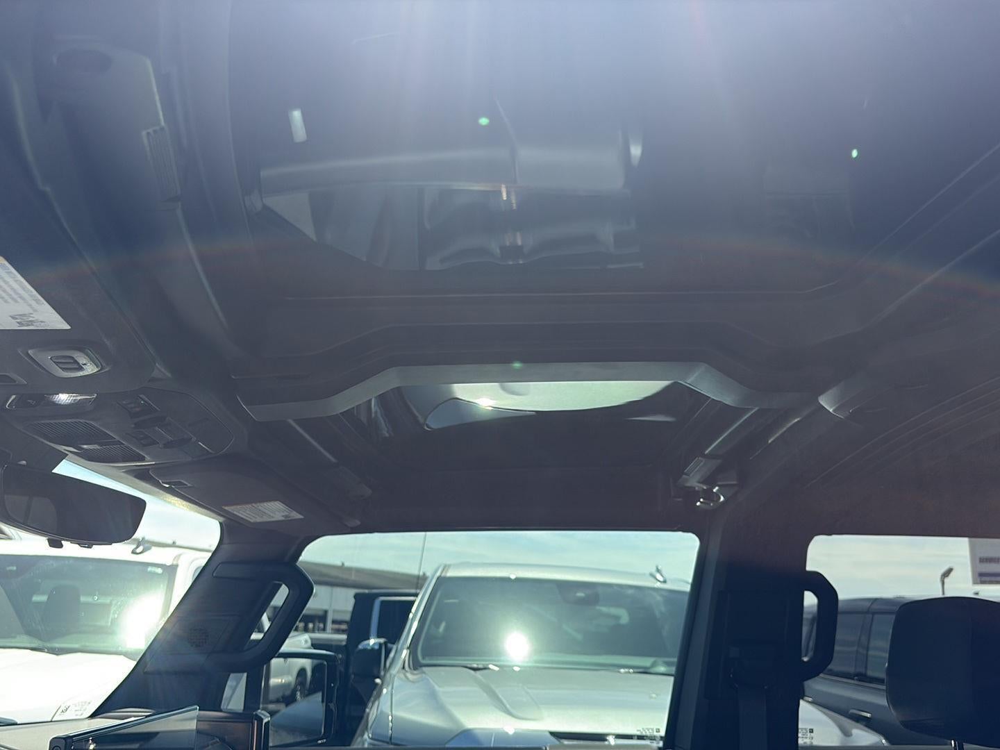2025 GMC HUMMER EV SUV 2X