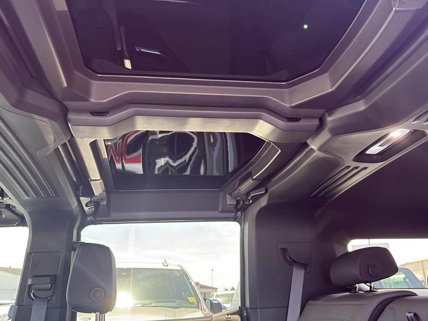 2025 GMC HUMMER EV SUV 2X