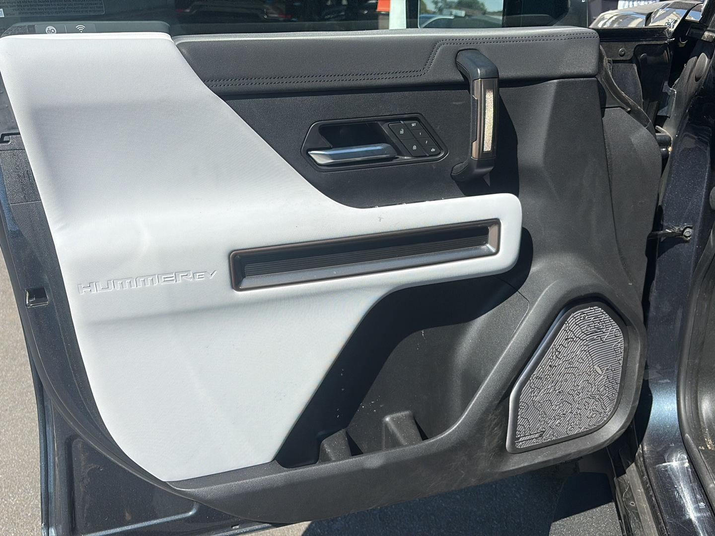 2025 GMC HUMMER EV SUV 2X