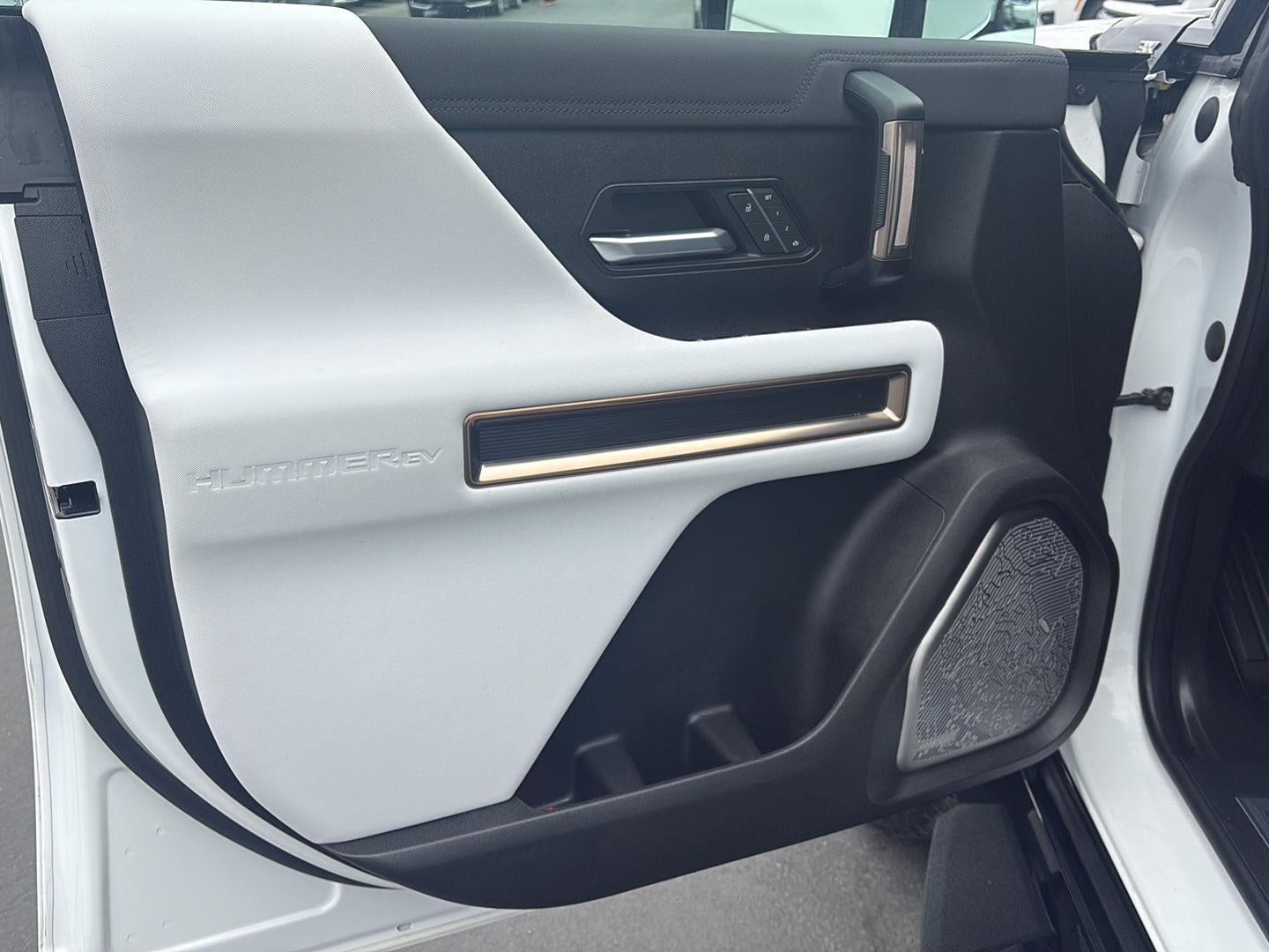 2025 GMC HUMMER EV SUV 3X