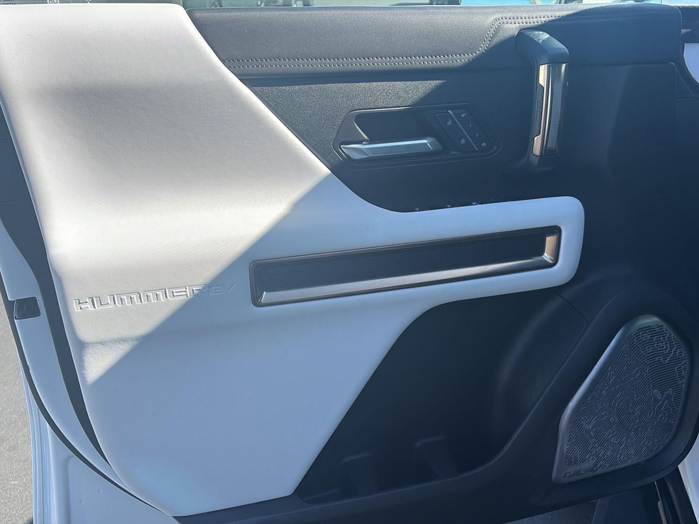 2025 GMC HUMMER EV SUV 3X