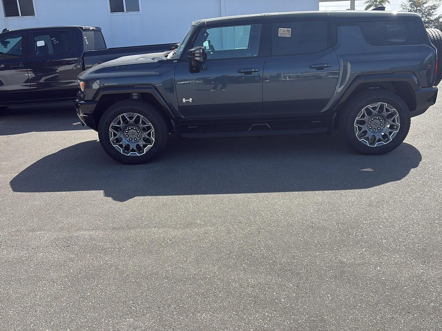 2025 GMC HUMMER EV SUV 3X