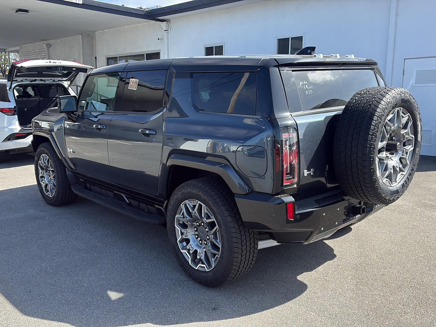 2025 GMC HUMMER EV SUV 3X