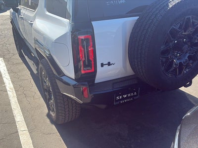 2026 GMC HUMMER EV SUV 2X
