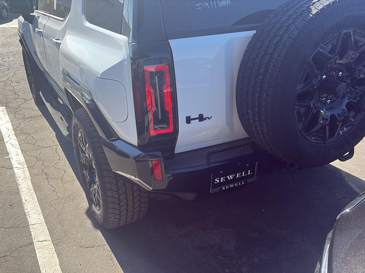 2026 GMC HUMMER EV SUV 2X