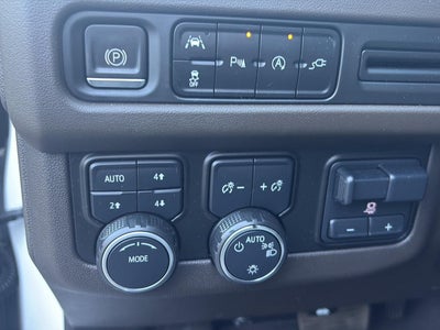 2022 Chevrolet Suburban LS