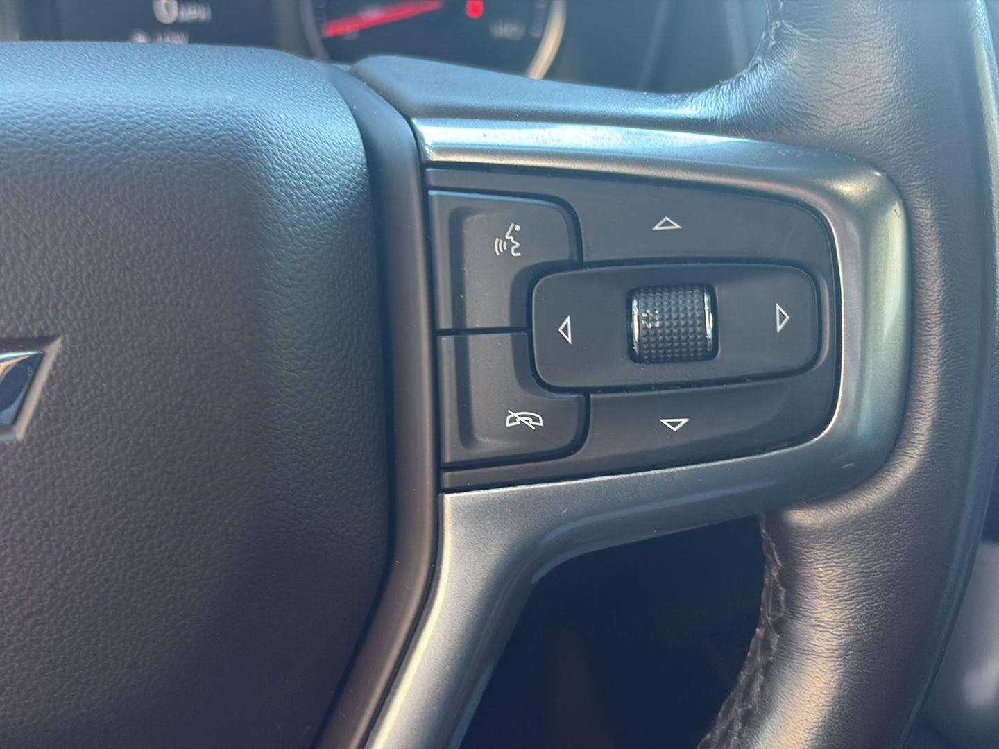 2022 Chevrolet Suburban LS