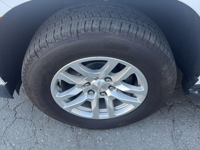 2022 Chevrolet Suburban LS