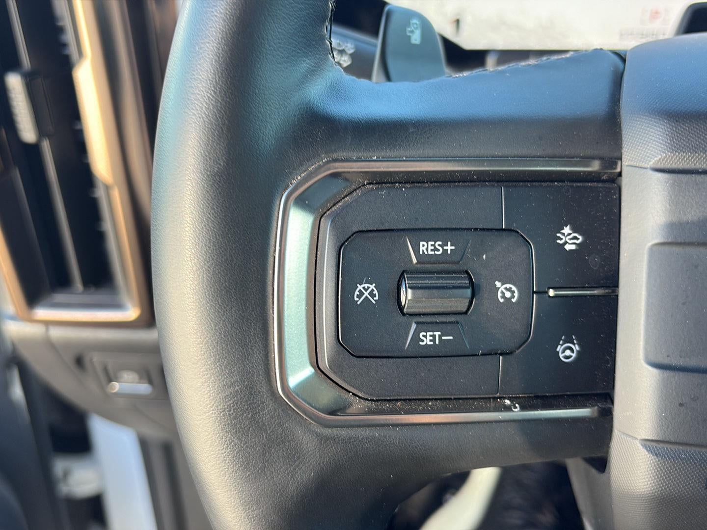 2024 GMC HUMMER EV Pickup 2X