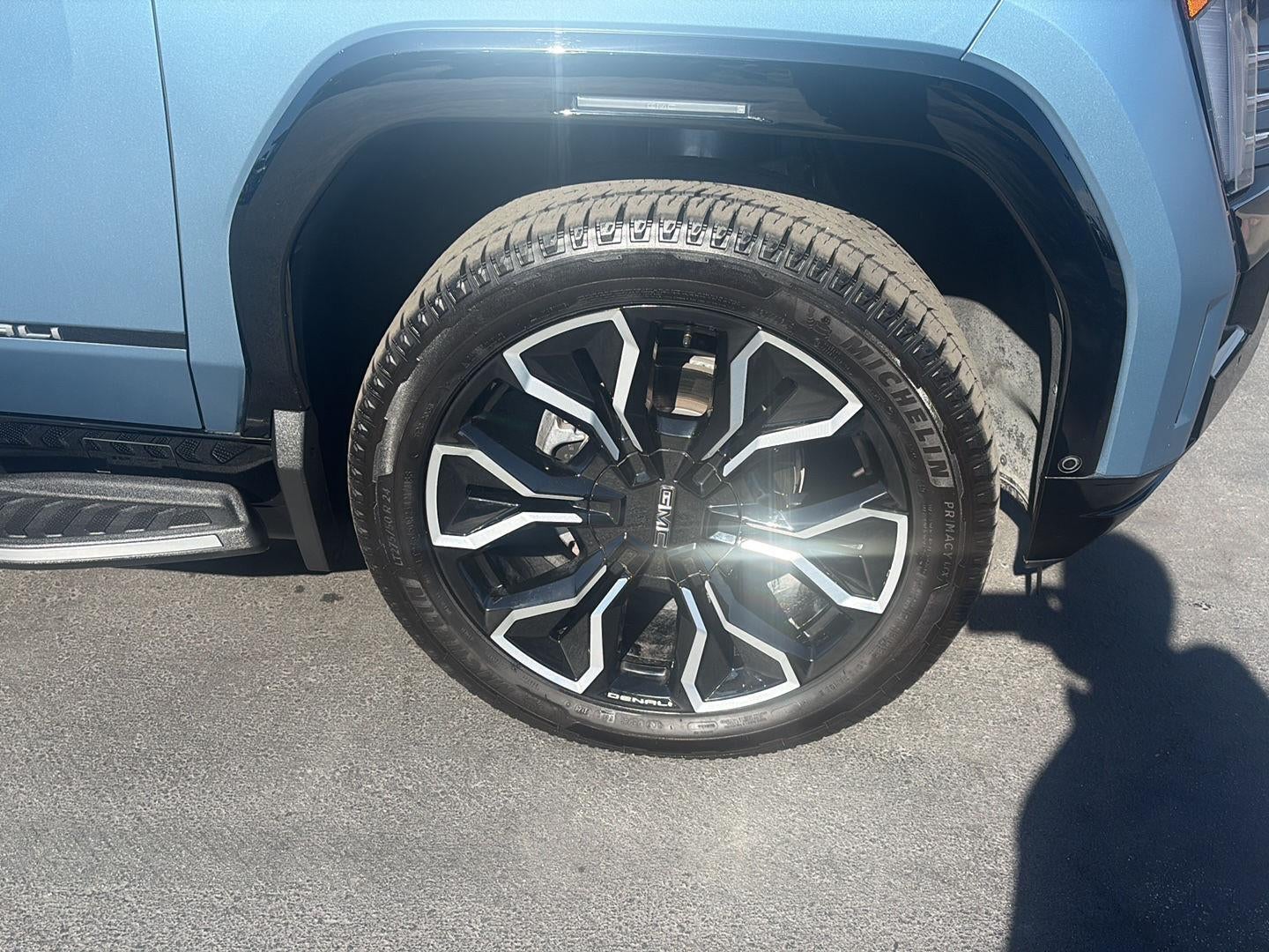 2025 GMC Sierra EV Extended Range Denali