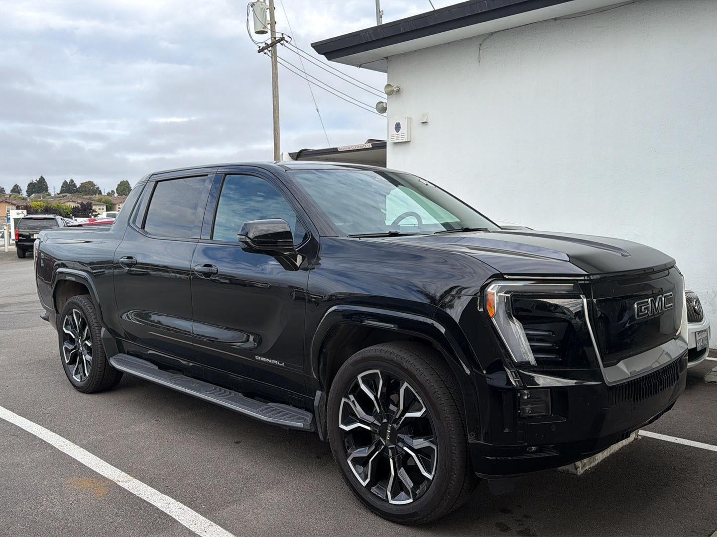 2025 GMC Sierra EV Extended Range Denali