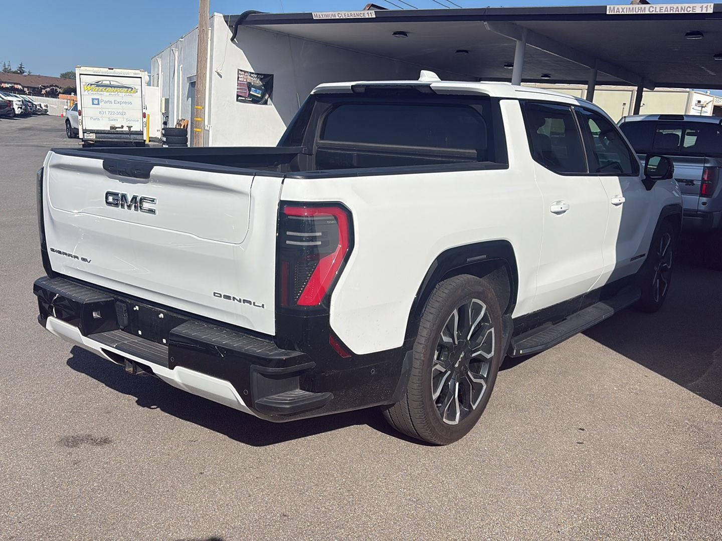 2025 GMC Sierra EV Extended Range Denali
