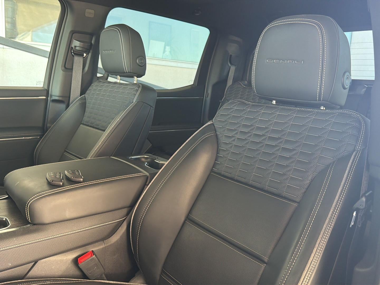 2024 GMC Sierra EV Denali Edition 1