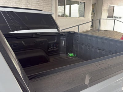 2024 GMC Sierra EV Denali Edition 1